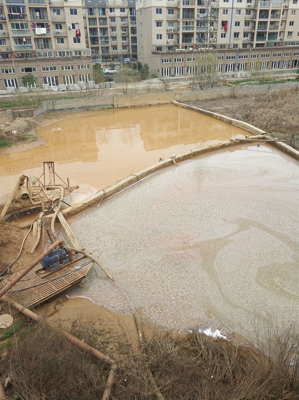 东凤镇沉淀池淤泥清理-厂区废水池淤泥清淤