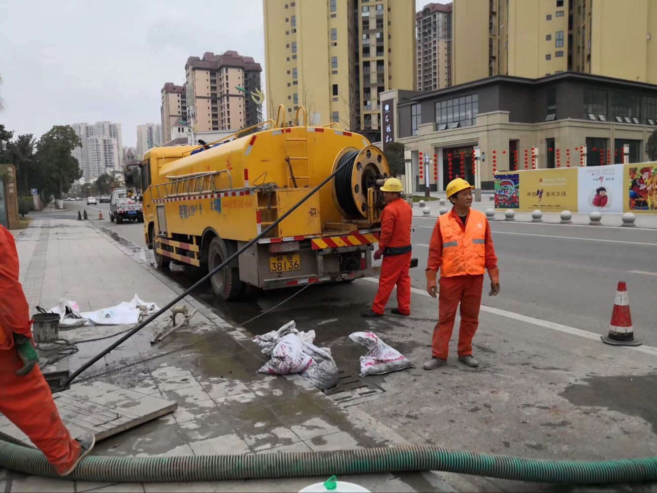 东凤镇排污管道清淤-管道清洗
